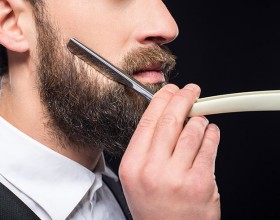 Refreshing Trim of your Beard